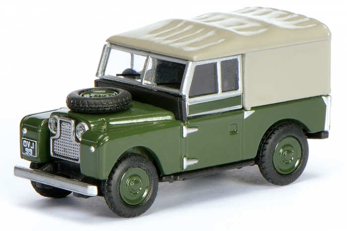 Schuco Land Rover series II 88